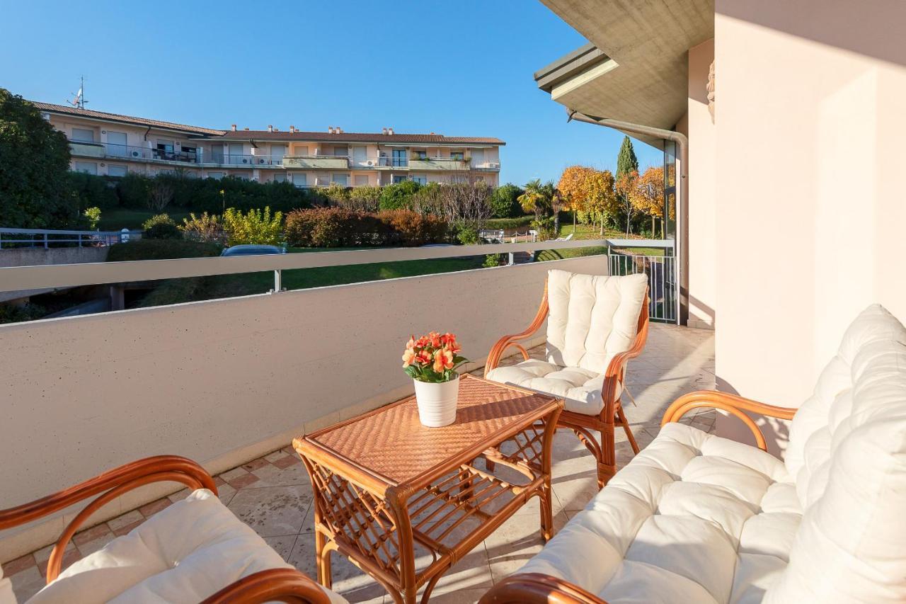 Kristall Lago 233 Apartment By Wonderful Italy Desenzano del Garda Exterior photo